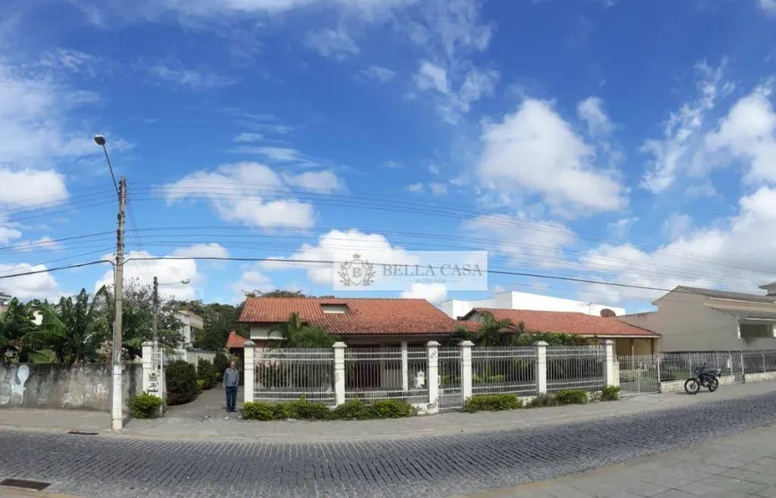 Foto 1 de Casa com 3 Quartos para alugar, 300m² em Parque Hotel, Araruama