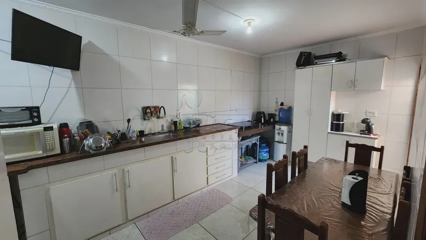 Foto 1 de Casa com 3 Quartos à venda, 169m² em Vila Tibério, Ribeirão Preto