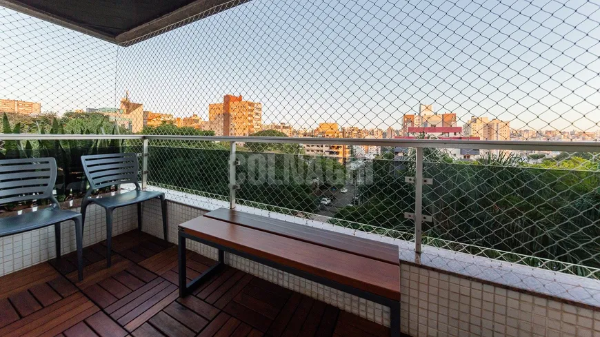 Foto 1 de Apartamento com 3 Quartos à venda, 105m² em Higienópolis, Porto Alegre