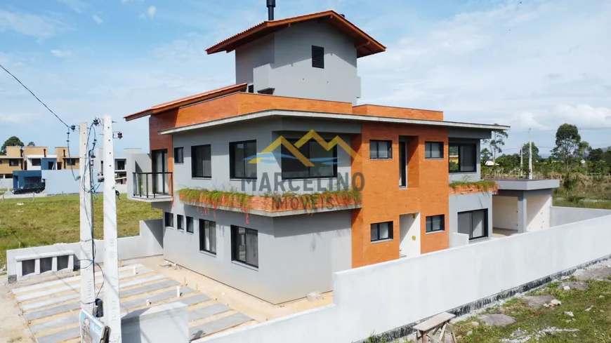 Foto 1 de Casa com 2 Quartos à venda, 84m² em Ibiraquera, Imbituba