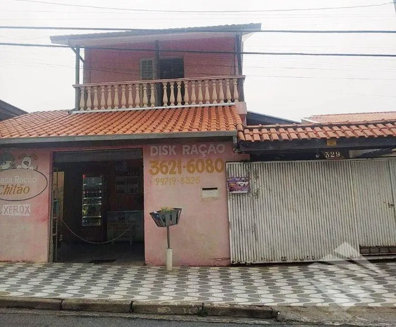 Foto 1 de Sobrado com 4 Quartos à venda, 210m² em Jardim Sandra Maria, Taubaté