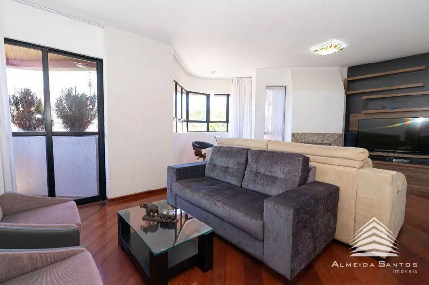 Foto 1 de Apartamento com 3 Quartos à venda, 123m² em Água Verde, Curitiba