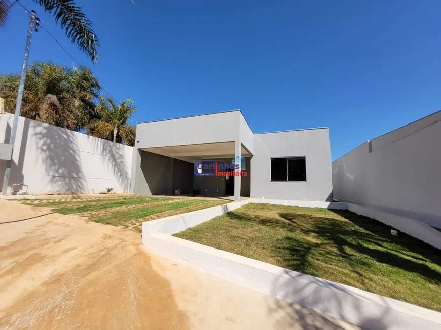 Foto 1 de Casa de Condomínio com 3 Quartos à venda, 160m² em Jardim de Alah, Mateus Leme