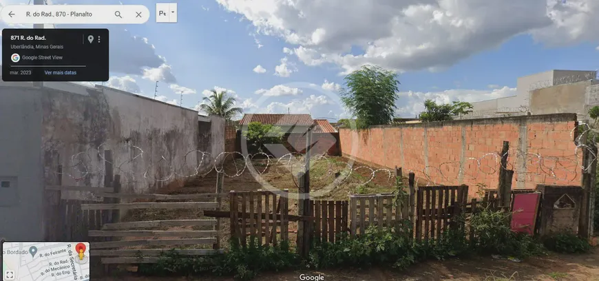 Foto 1 de Lote/Terreno à venda, 240m² em Planalto, Uberlândia