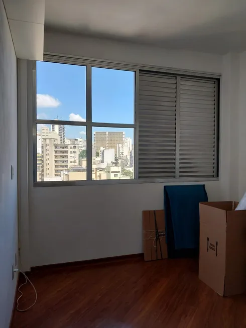 Foto 1 de Kitnet com 1 Quarto à venda, 28m² em Vila Buarque, São Paulo