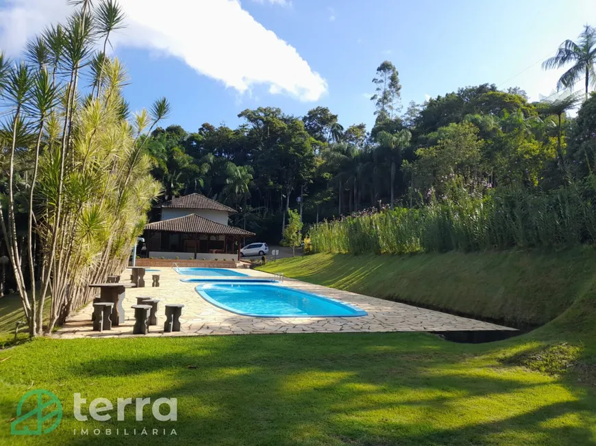 Foto 1 de Lote/Terreno à venda, 1010m² em , Rodeio