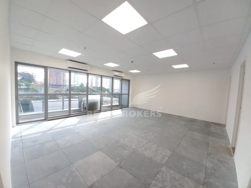 Foto 1 de Sala Comercial para alugar, 107m² em Alphaville, Barueri