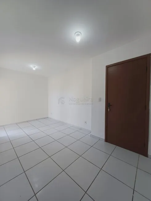 Foto 1 de Apartamento com 2 Quartos à venda, 45m² em Curado, Jaboatão dos Guararapes