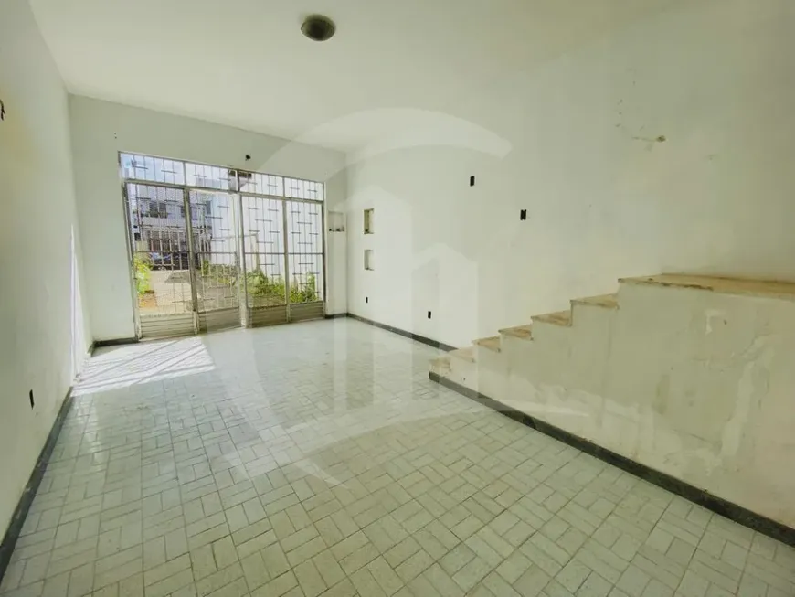 Foto 1 de Casa com 4 Quartos à venda, 92m² em Getúlio Vargas, Aracaju