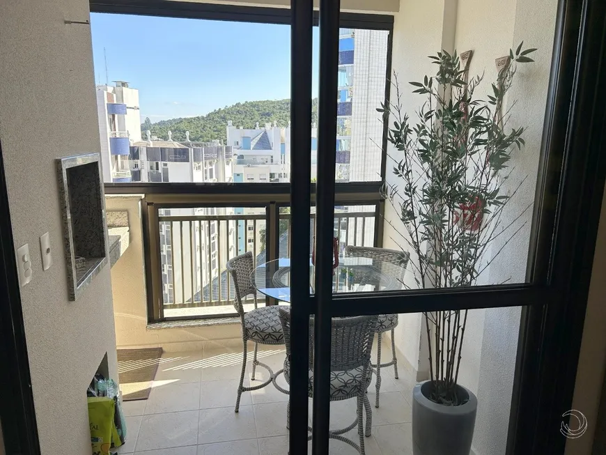 Foto 1 de Apartamento com 2 Quartos à venda, 68m² em Itacorubi, Florianópolis