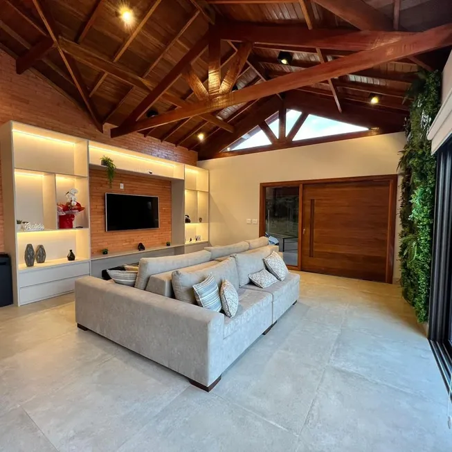 Foto 1 de Casa de Condomínio com 3 Quartos à venda, 330m² em San Fernando Valley, Atibaia
