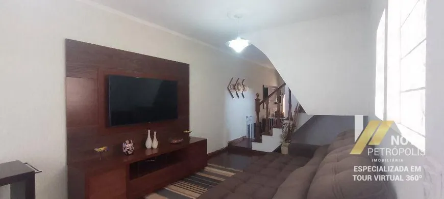 Foto 1 de Sobrado com 3 Quartos à venda, 169m² em Nova Petrópolis, São Bernardo do Campo