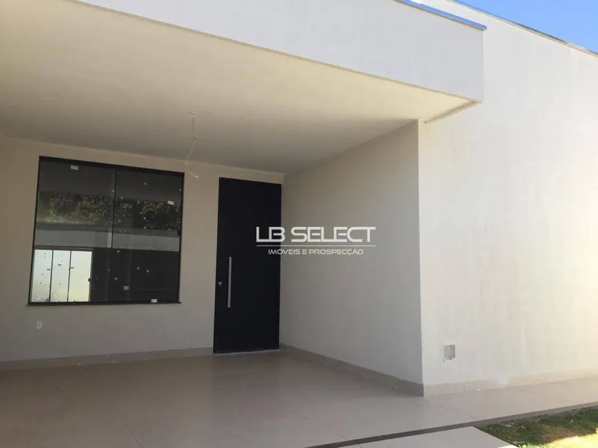 Foto 1 de Casa com 3 Quartos à venda, 138m² em Cidade Jardim, Uberlândia