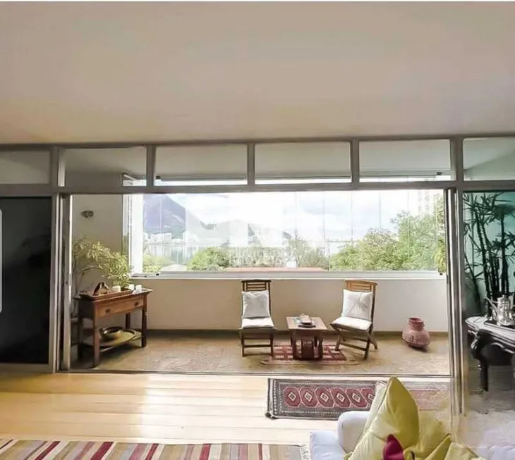 Foto 1 de Apartamento com 4 Quartos à venda, 193m² em Jardim Botânico, Rio de Janeiro