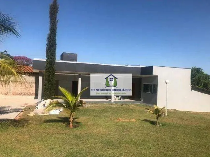 Foto 1 de Fazenda/Sítio com 2 Quartos à venda, 2000m² em Zona Rural, Mendonça