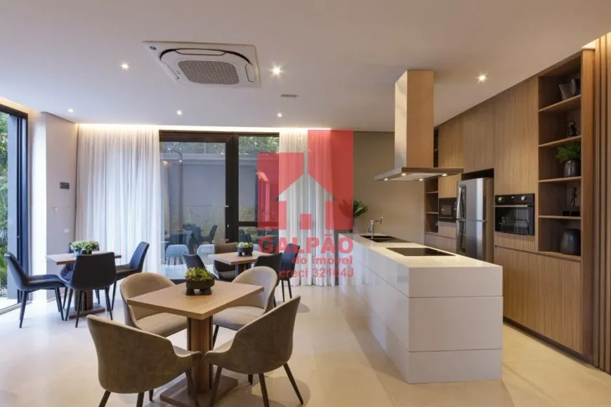 Foto 1 de Apartamento com 3 Quartos à venda, 173m² em Santo Amaro, São Paulo