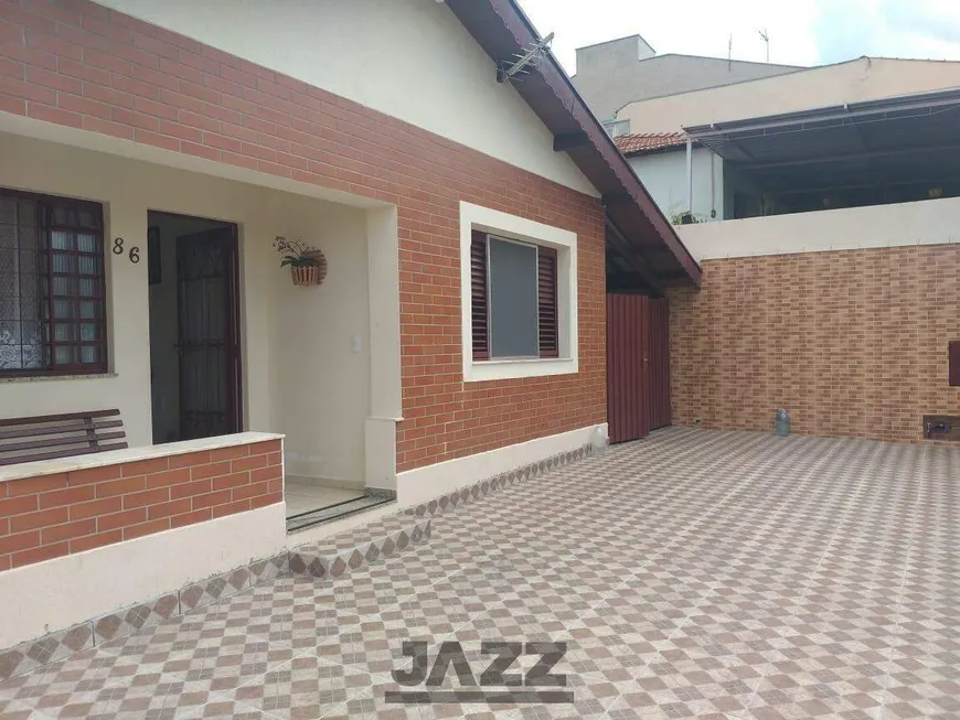 Foto 1 de Casa com 2 Quartos à venda, 104m² em Jardim Adelia, Amparo