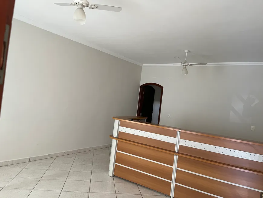 Foto 1 de Sobrado com 4 Quartos à venda, 270m² em Vila Gatti, Itu