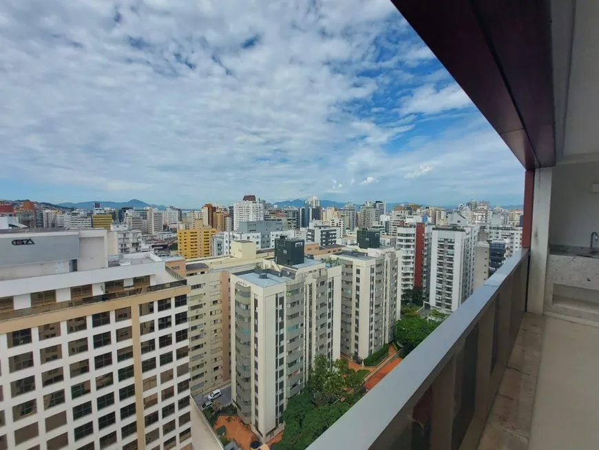 Foto 1 de Apartamento com 3 Quartos para venda ou aluguel, 167m² em Centro, Florianópolis