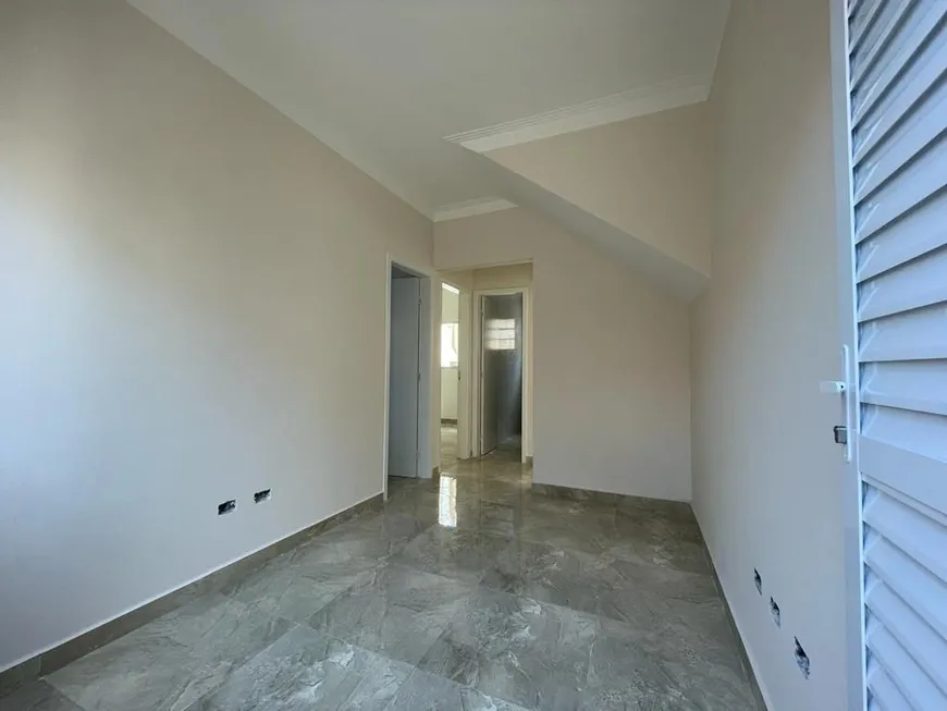 Foto 1 de Casa de Condomínio com 2 Quartos à venda, 41m² em Vila Sonia, Praia Grande