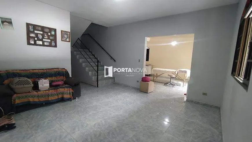 Foto 1 de Casa com 4 Quartos à venda, 182m² em Vale do Sol, Embu das Artes