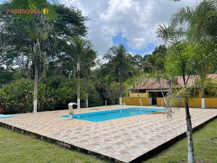 Foto 1 de Fazenda/Sítio com 3 Quartos à venda, 200m² em Zona Rural, Itu