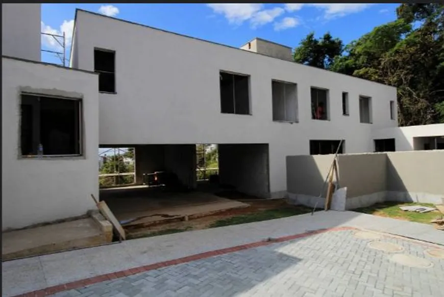 Foto 1 de Casa com 4 Quartos à venda, 521m² em Buritis, Belo Horizonte