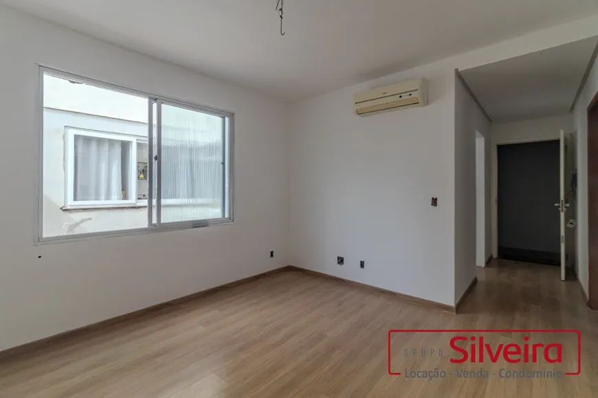 Foto 1 de Apartamento com 1 Quarto para alugar, 52m² em São João, Porto Alegre