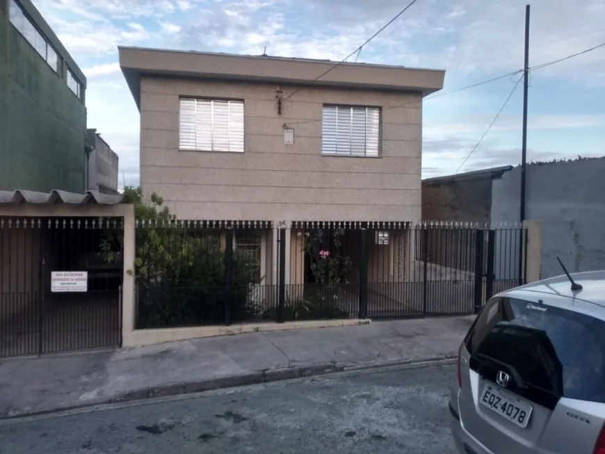 Foto 1 de Casa de Condomínio com 4 Quartos à venda, 230m² em Vila Amélia, São Paulo