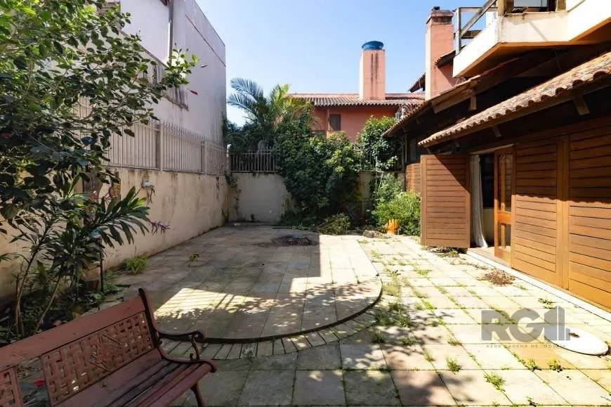 Foto 1 de Casa com 4 Quartos para alugar, 369m² em Boa Vista, Porto Alegre