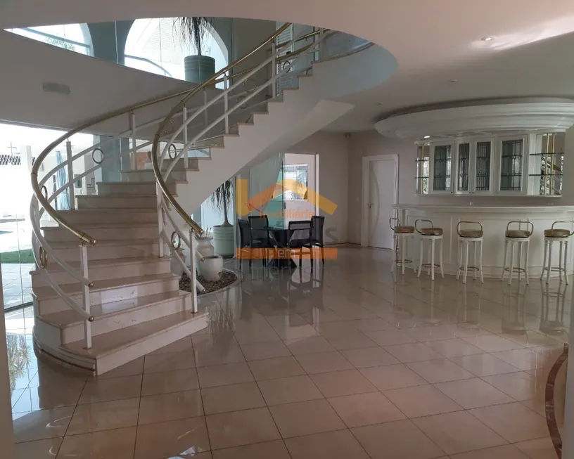 Foto 1 de Casa de Condomínio com 4 Quartos à venda, 694m² em RESIDENCIAL VALE DAS PAINEIRAS, Americana