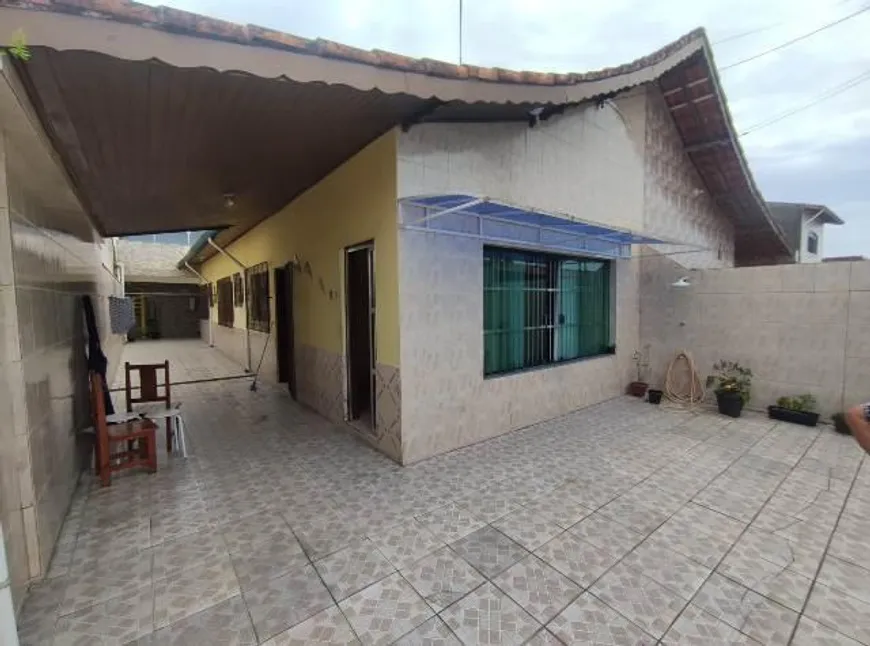 Foto 1 de Casa com 2 Quartos à venda, 137m² em Balneario Samas, Mongaguá