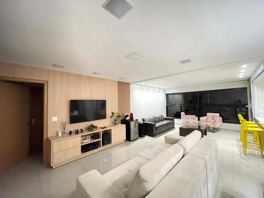 Foto 1 de Apartamento com 3 Quartos à venda, 127m² em Setor Marista, Goiânia