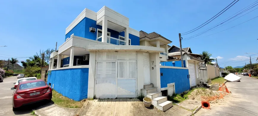 Foto 1 de Casa de Condomínio com 4 Quartos à venda, 178m² em Vargem Pequena, Rio de Janeiro