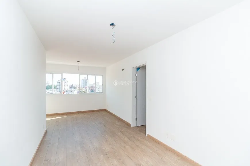 Foto 1 de Apartamento com 3 Quartos à venda, 74m² em Santana, Porto Alegre