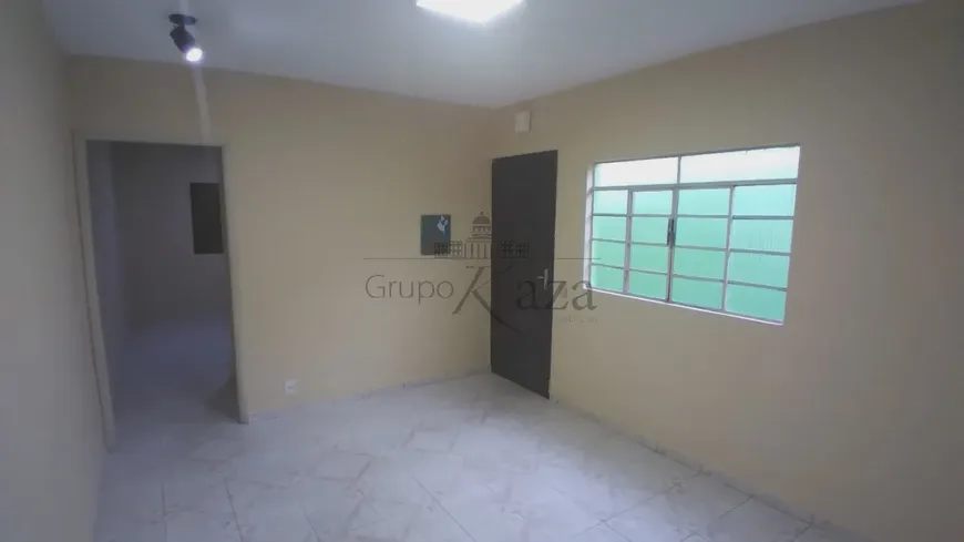 Foto 1 de Casa com 2 Quartos à venda, 72m² em Jardim Diamante, São José dos Campos