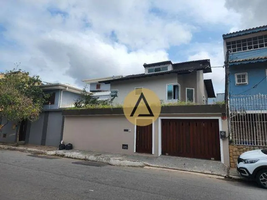 Foto 1 de Casa com 3 Quartos à venda, 220m² em Jardim Santo Antonio, Macaé