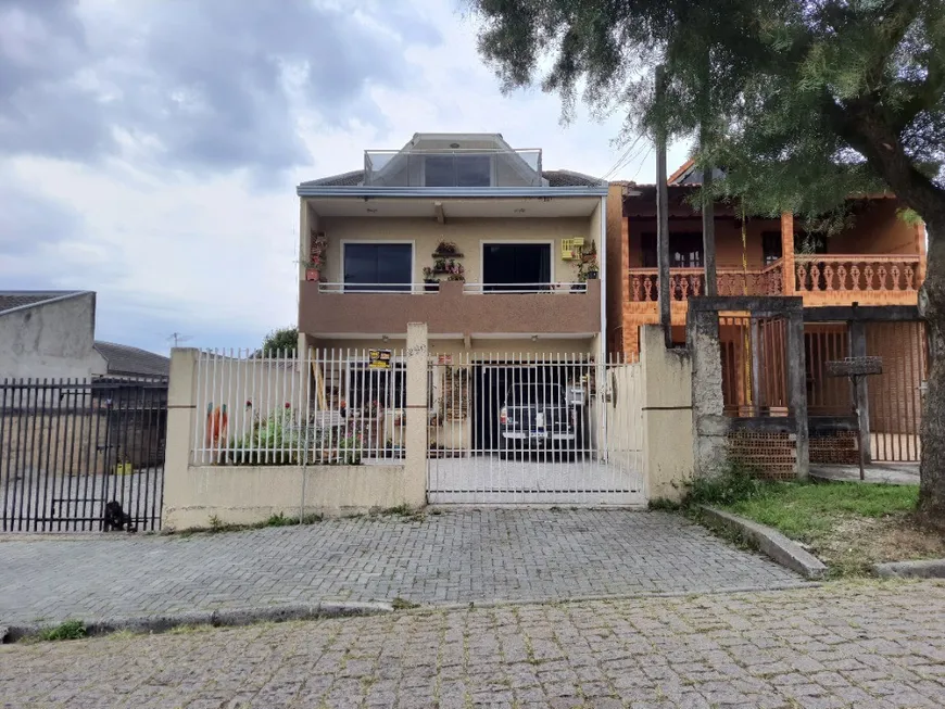 Foto 1 de Sobrado com 4 Quartos à venda, 262m² em Pineville, Pinhais