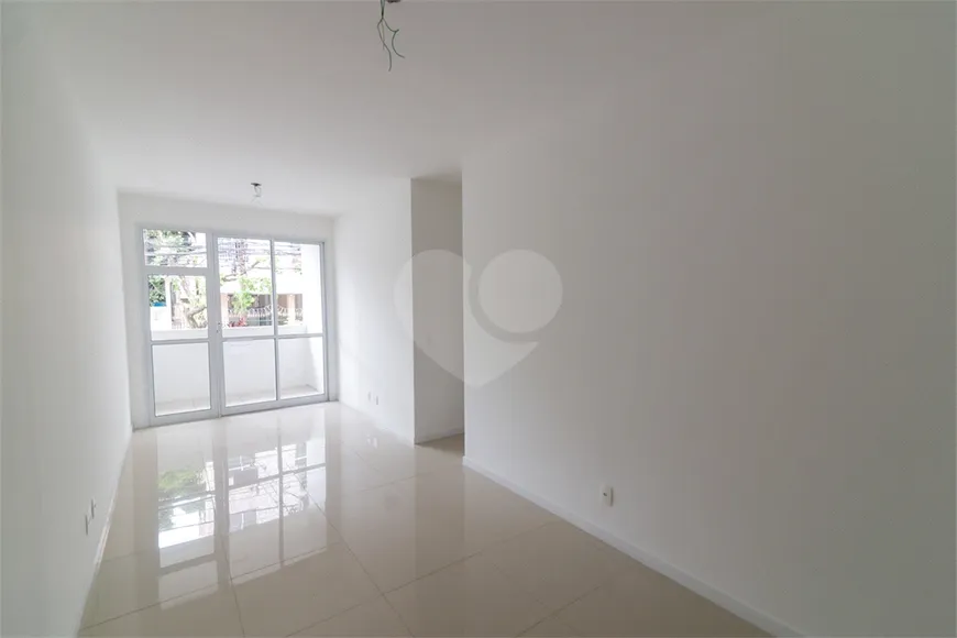 Foto 1 de Apartamento com 3 Quartos à venda, 75m² em Grajaú, Rio de Janeiro