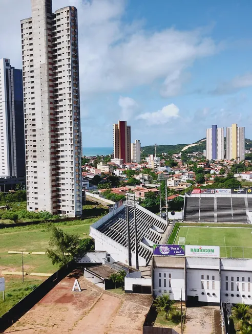 Foto 1 de Apartamento com 3 Quartos à venda, 69m² em Ponta Negra, Natal