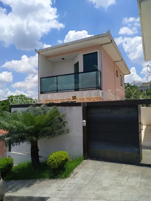 Foto 1 de Casa com 2 Quartos à venda, 100m² em Masterville, Sarzedo