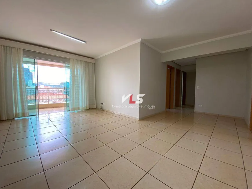 Foto 1 de Apartamento com 3 Quartos à venda, 110m² em Setor Central, Itumbiara