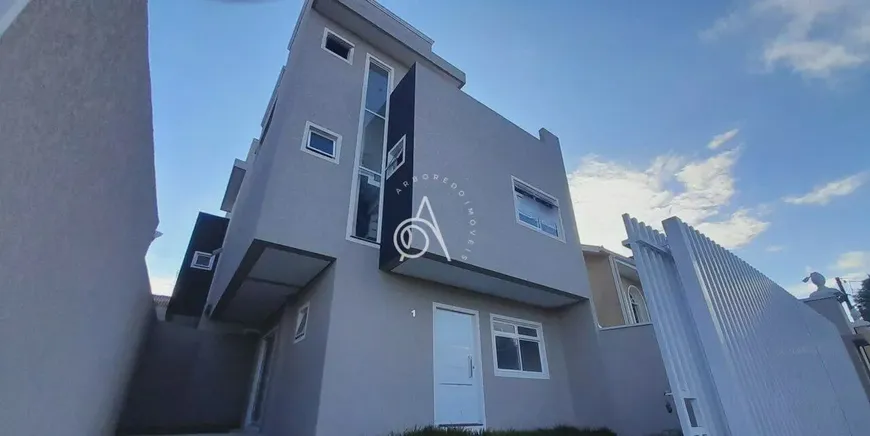 Foto 1 de Casa de Condomínio com 3 Quartos à venda, 130m² em Xaxim, Curitiba