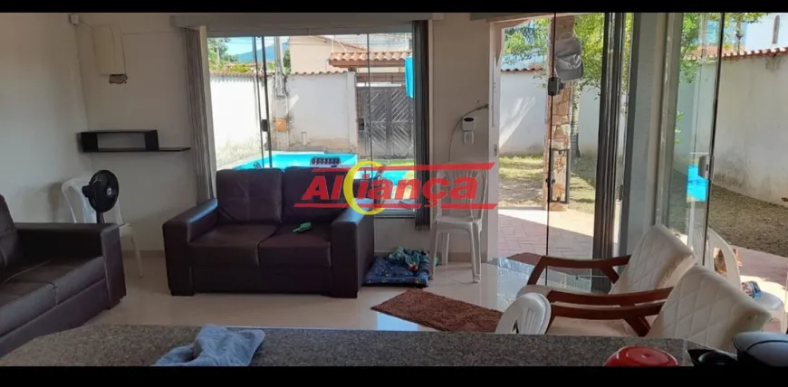 Foto 1 de Casa com 4 Quartos à venda, 150m² em Barranco Alto, Caraguatatuba