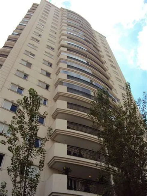 Foto 1 de Apartamento com 3 Quartos para alugar, 100m² em Moema, São Paulo