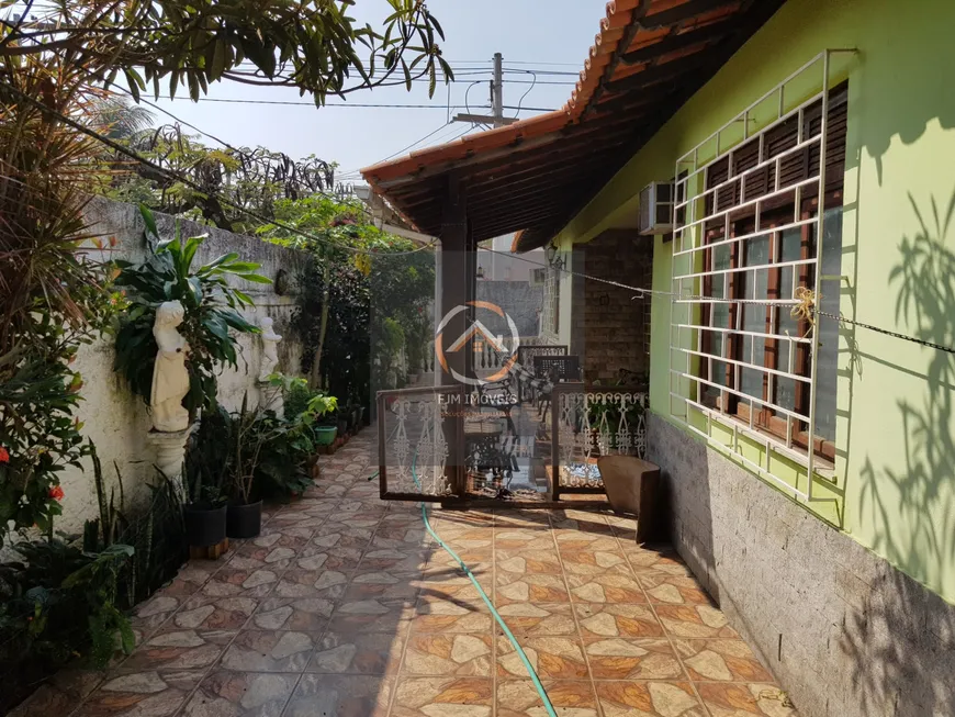 Foto 1 de Casa com 5 Quartos à venda, 300m² em Piratininga, Niterói