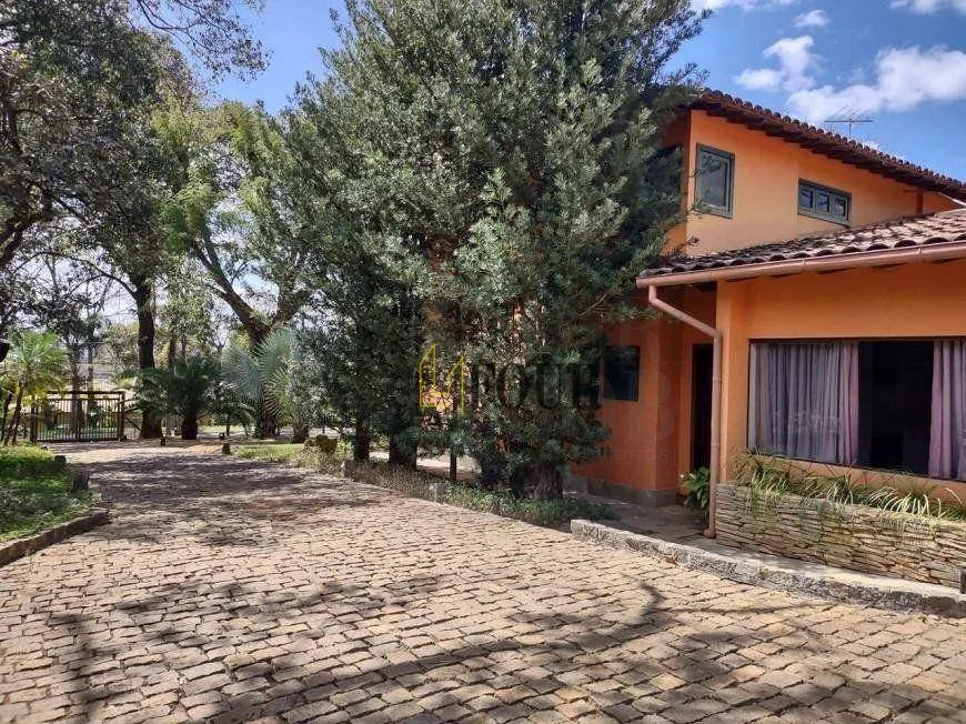 Foto 1 de Casa com 6 Quartos para venda ou aluguel, 650m² em Estancia Das Amendoeiras, Lagoa Santa