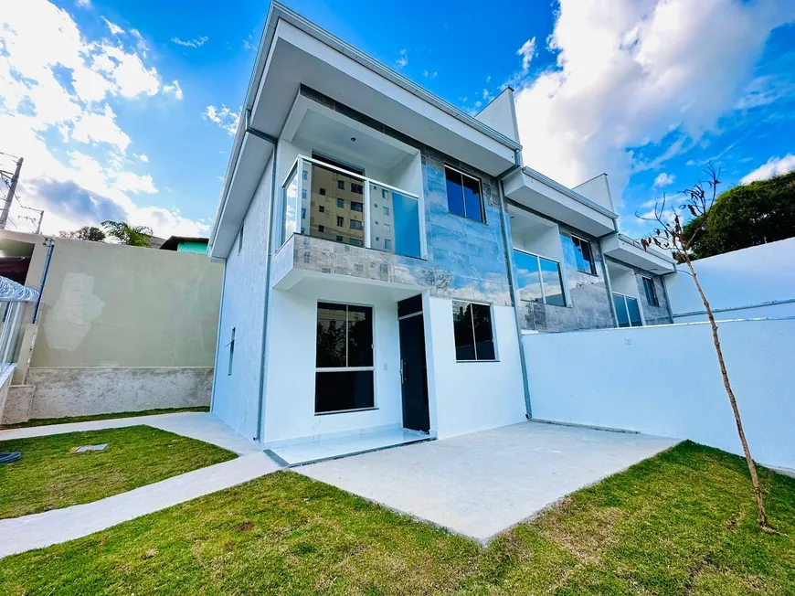 Foto 1 de Casa com 3 Quartos à venda, 91m² em Vila Clóris, Belo Horizonte