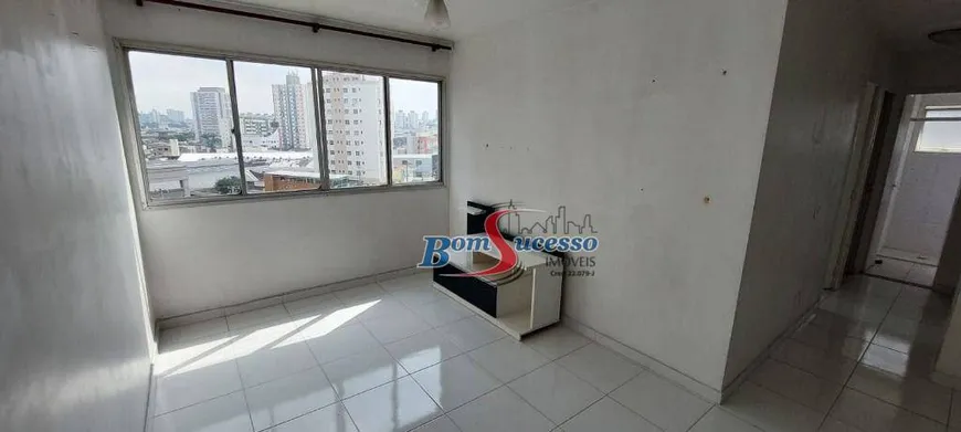 Foto 1 de Apartamento com 2 Quartos à venda, 52m² em Vila Carrão, São Paulo
