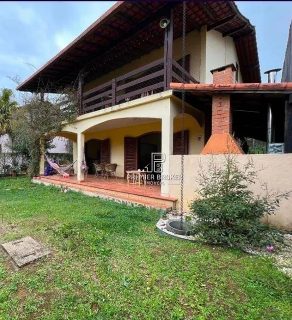 Foto 1 de Casa com 3 Quartos à venda, 250m² em Panorama, Teresópolis